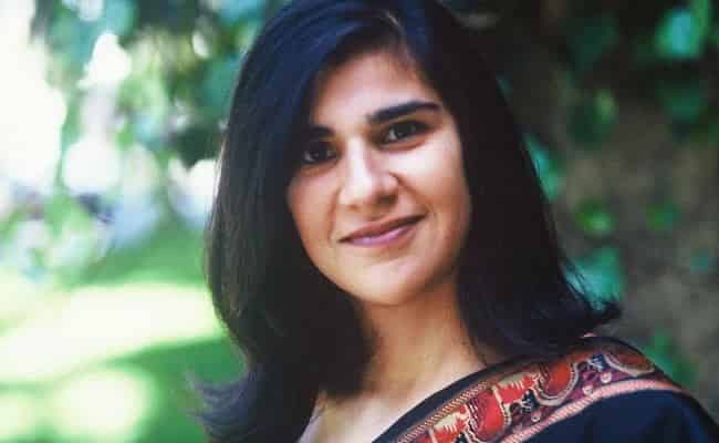 Dr. Reenita Malhotra Hora