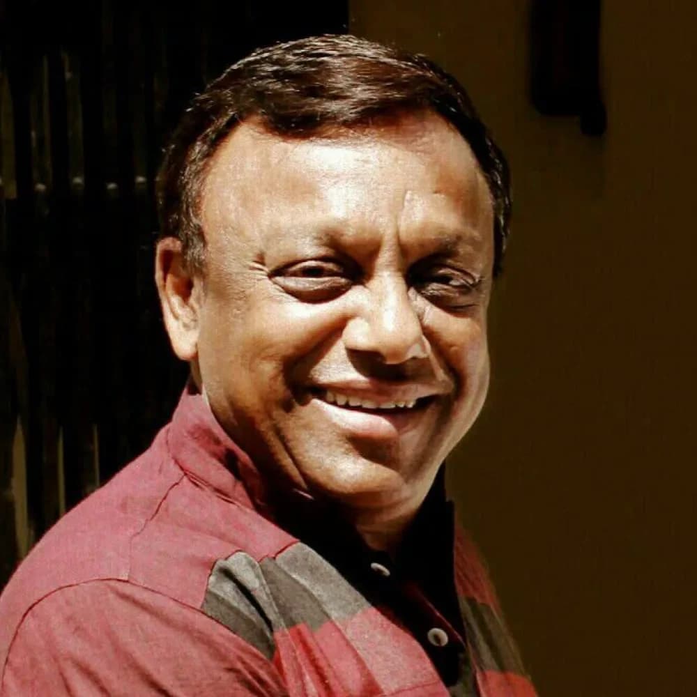 Dr. Vaidya Balendu Prakash